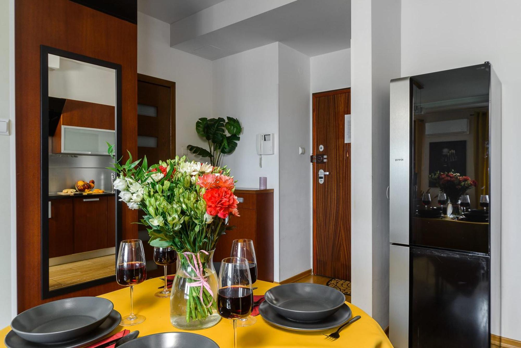 Lumina Apart With Balcony Platinum Tower Varsovia Exterior foto